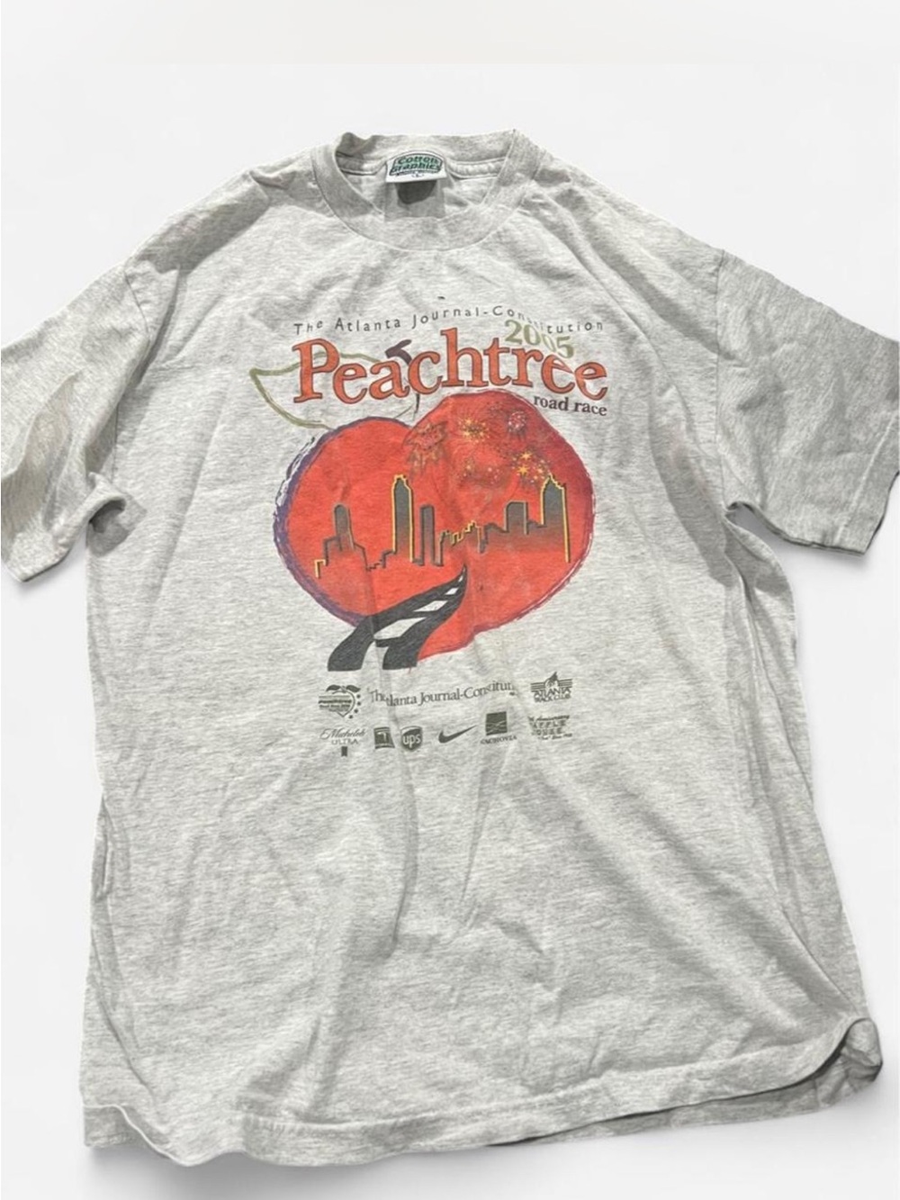 vintage 2005 Atlanta Journal-Constitution Peachtree Road Race T-shirt